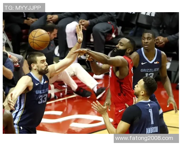 2018年NBA火箭队与灰熊队季前赛精彩录像回放全程回顾与分析
