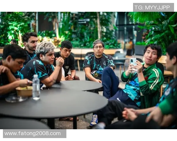 深度探讨吴强在DOTA2世界中的成长与挑战之路