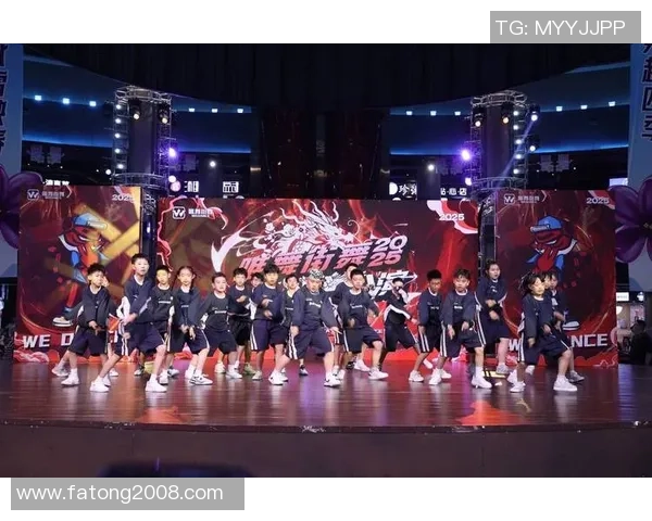 街舞团队协作实力大比拼北京街舞队荣登第十名展现风采